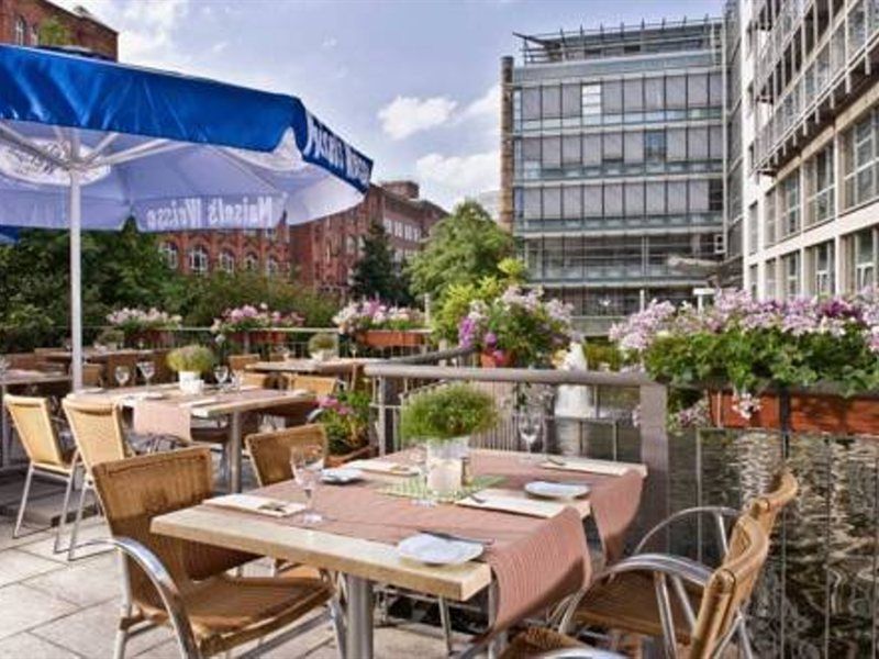 Victor's Residenz-Hotel Berlin Tegel Buitenkant foto